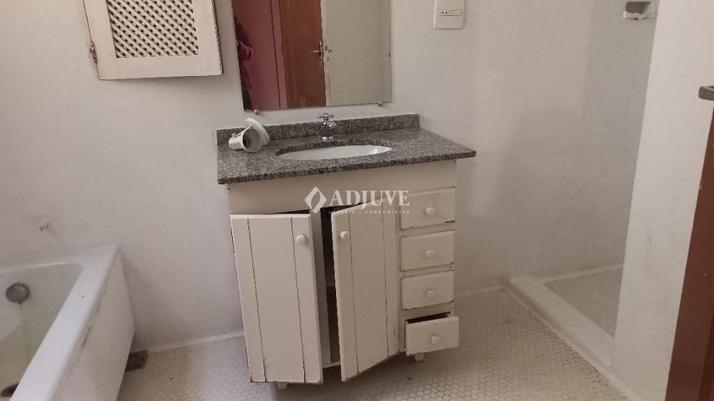 Casa à venda e aluguel com 3 quartos, 168m² - Foto 9