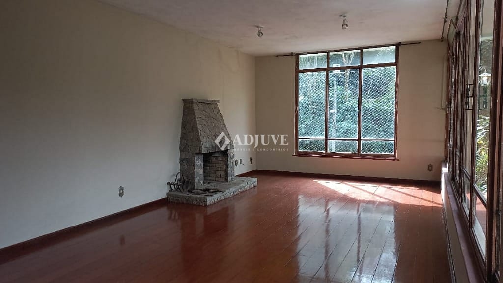 Casa à venda e aluguel com 3 quartos, 168m² - Foto 2