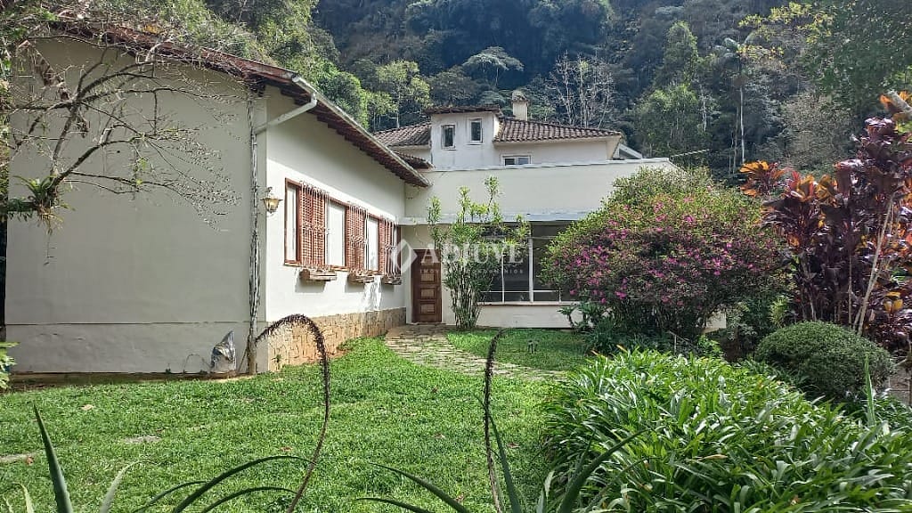 Casa à venda e aluguel com 3 quartos, 168m² - Foto 19