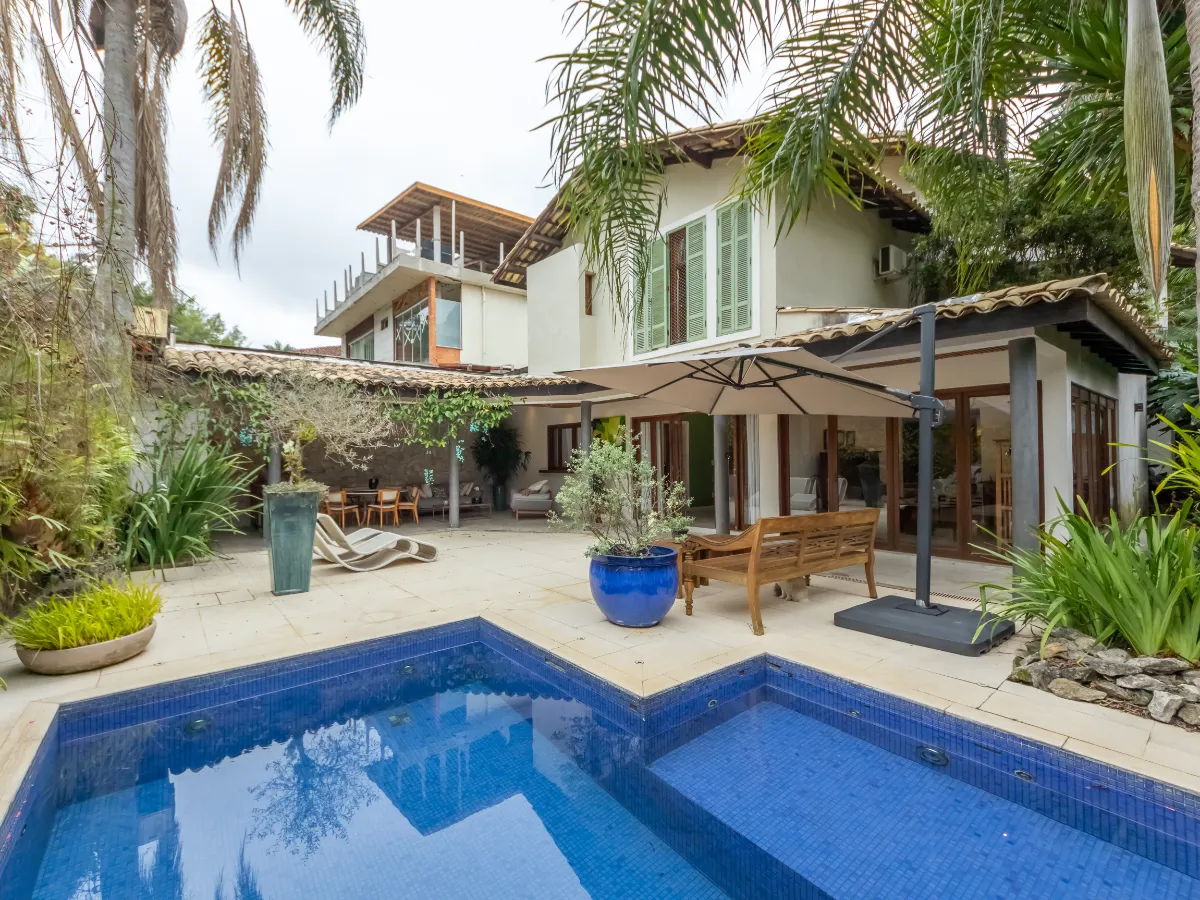 Casa no condomínio Condominio Vila Verde para venda com 5 quartos, sendo 4 suítes, 550m²