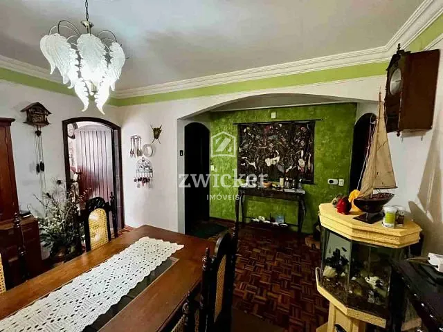 Casa com 308m² 3 quartos e 2 banheiros, à venda, no bairro Vila Souto em Bauru