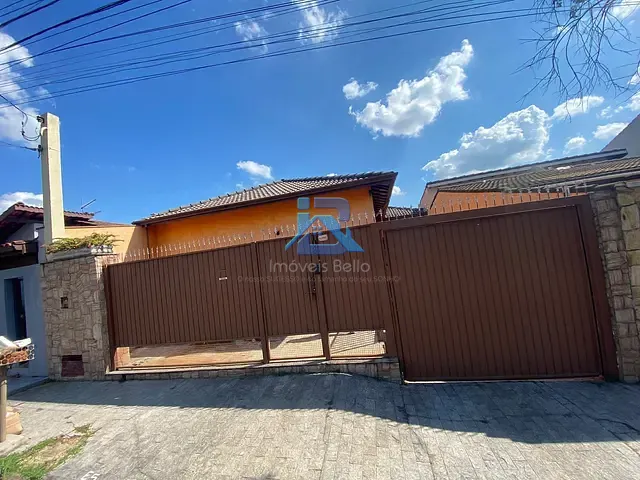 Casa com 250m² 3 quartos e 3 banheiros, à venda, no bairro Jardim México em Itatiba