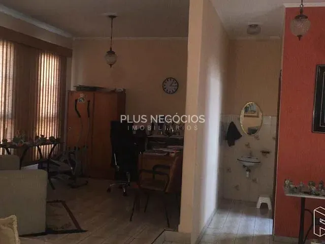 Casa com 357m² 2 quartos e 2 banheiros, à venda, no bairro Jardim Refúgio em Sorocaba