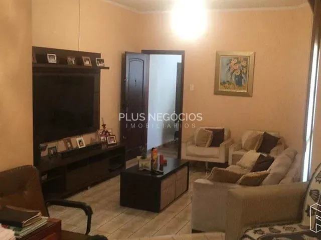 Casa com 357m² 2 quartos e 2 banheiros, à venda, no bairro Jardim Refúgio em Sorocaba