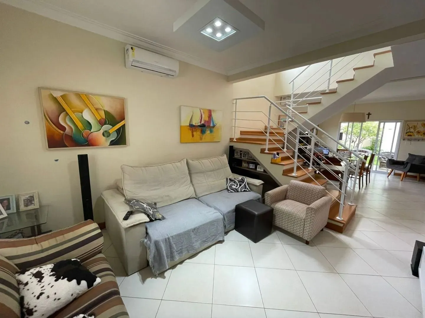 Casa, 3 quartos, 204 m² - Foto 1