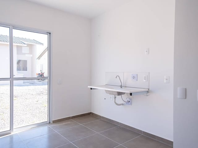 Casa 2 quartos e 1 banheiro, à venda, no bairro Três Vendas em Pelotas