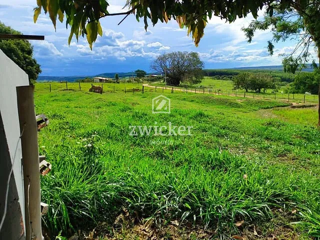 Casa com 20000m² 2 quartos e 2 banheiros, à venda, no bairro Área Rural de Bauru em Bauru
