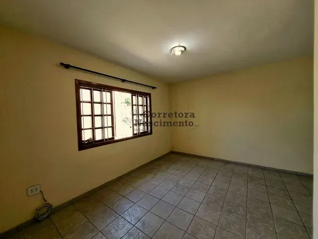 Casa com 184m² 2 quartos e 2 banheiros, à venda, no bairro Jardim Pereira do Amparo em Jacareí