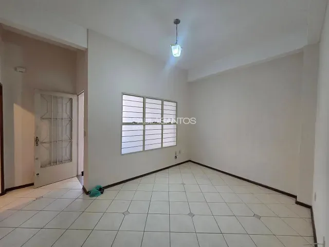 Casa com 146m² 2 quartos e 3 banheiros, para alugar, no bairro Jardim Emília em Sorocaba