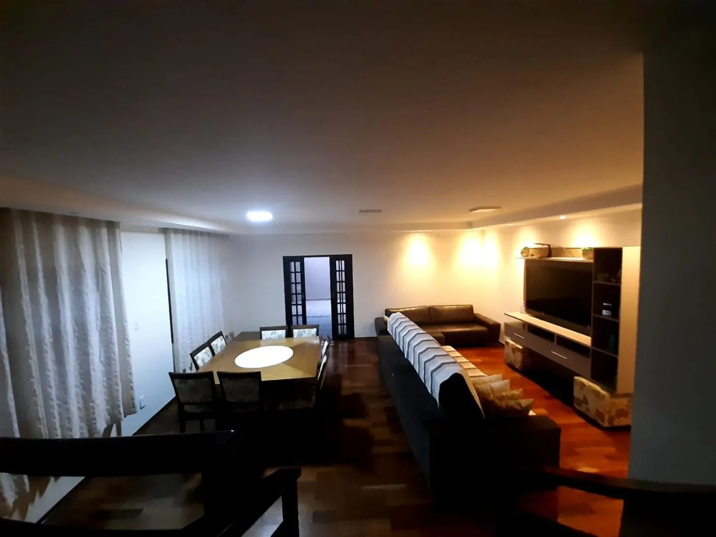 Casa, 4 quartos, 240 m² - Foto 32