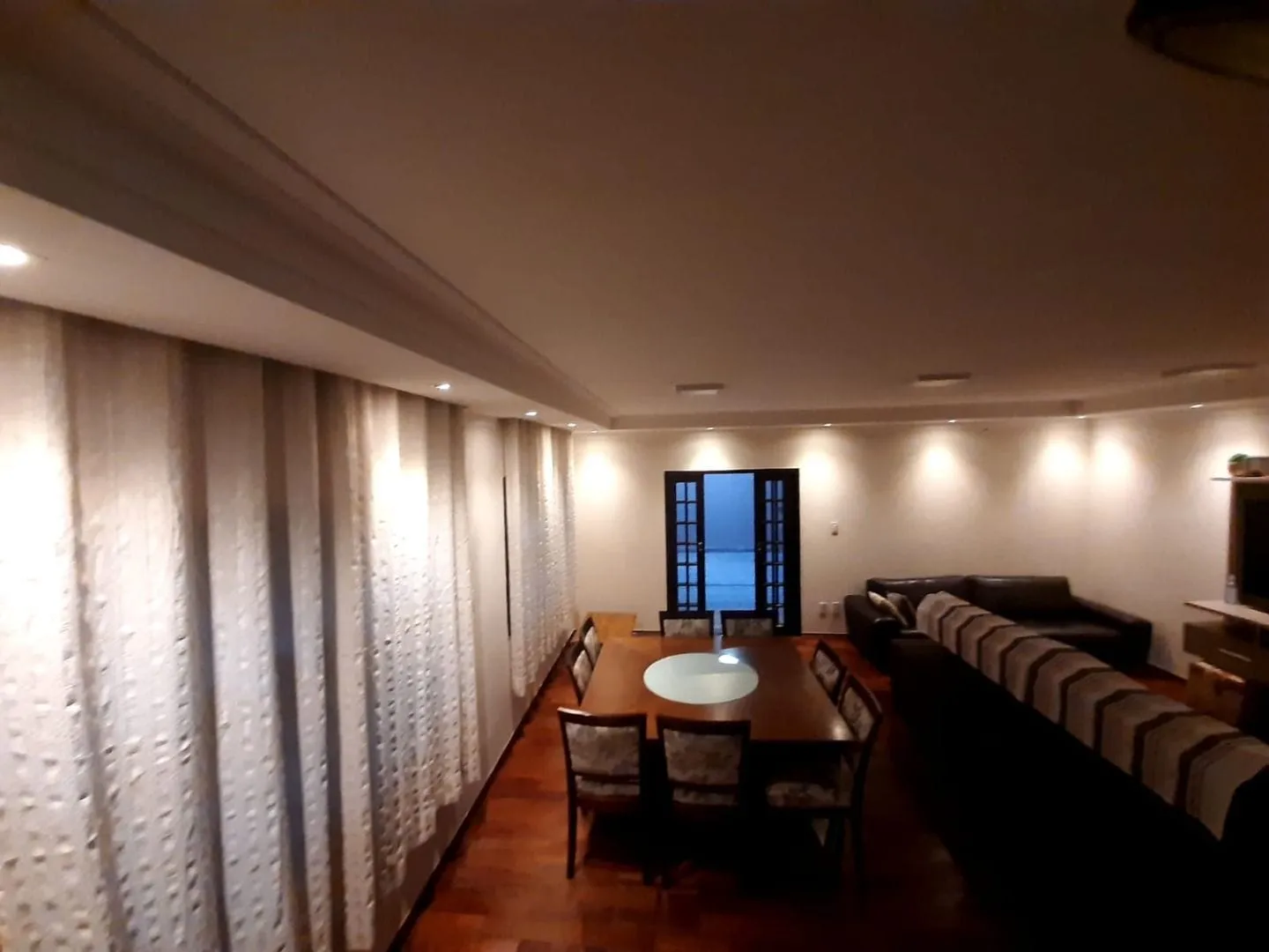 Casa, 4 quartos, 240 m² - Foto 6