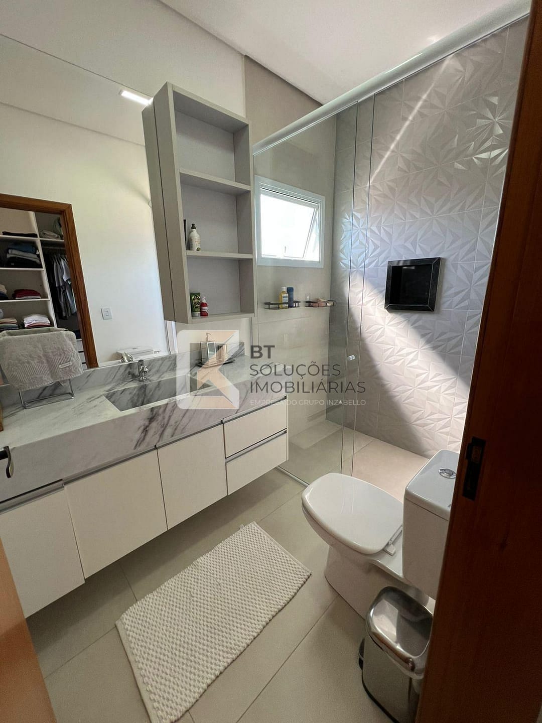 Casa à venda com 4 quartos, 305m² - Foto 31