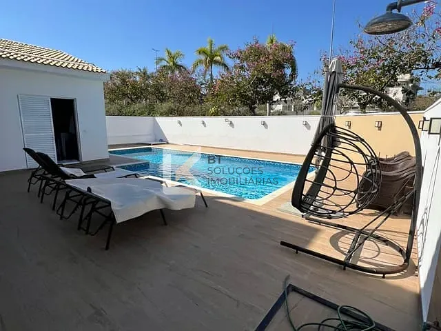 Casa com 464m² 4 quartos e 5 banheiros, à venda, no bairro Jardim Buru em Salto