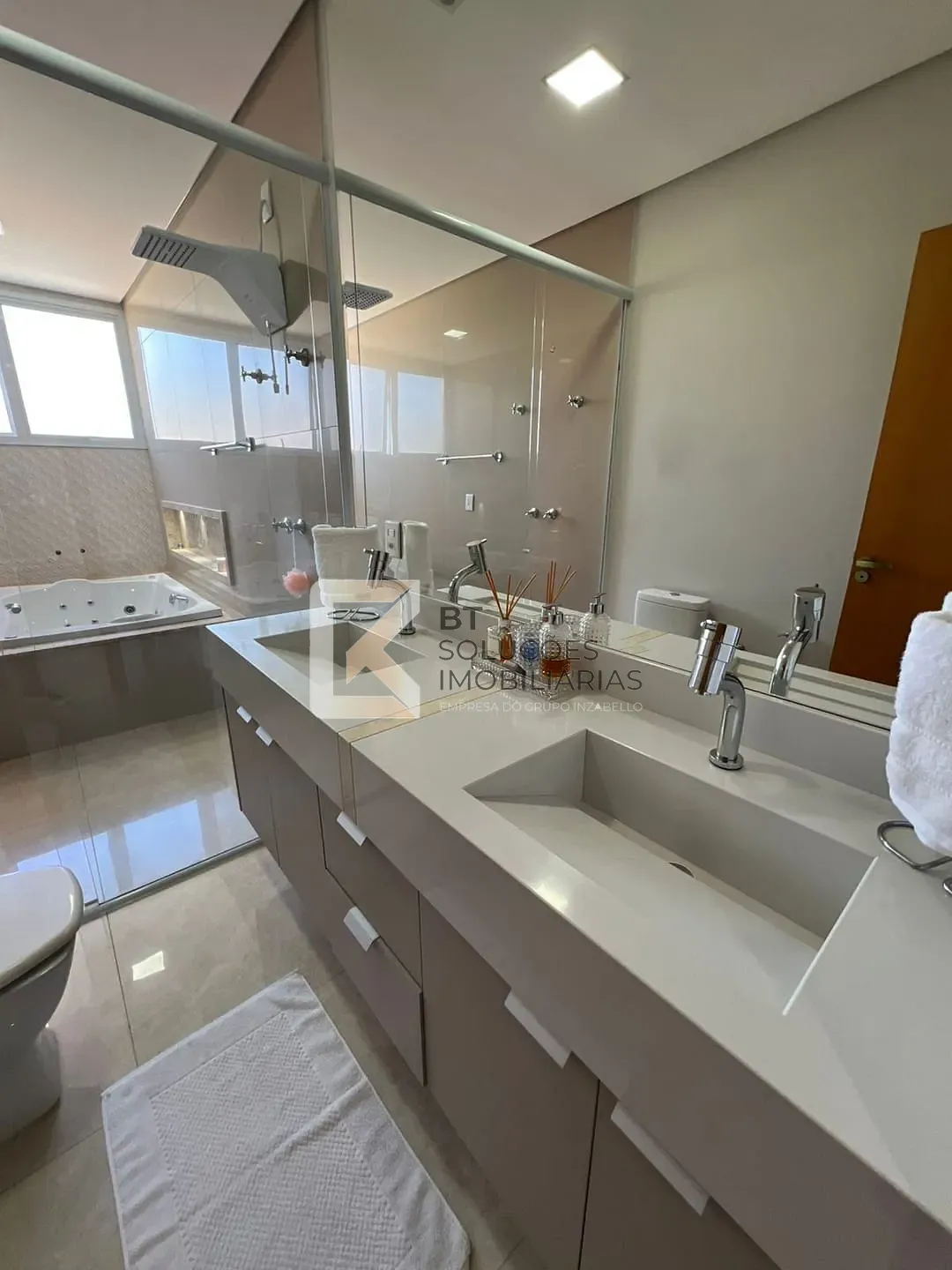 Casa, 4 quartos, 305 m² - Foto 34