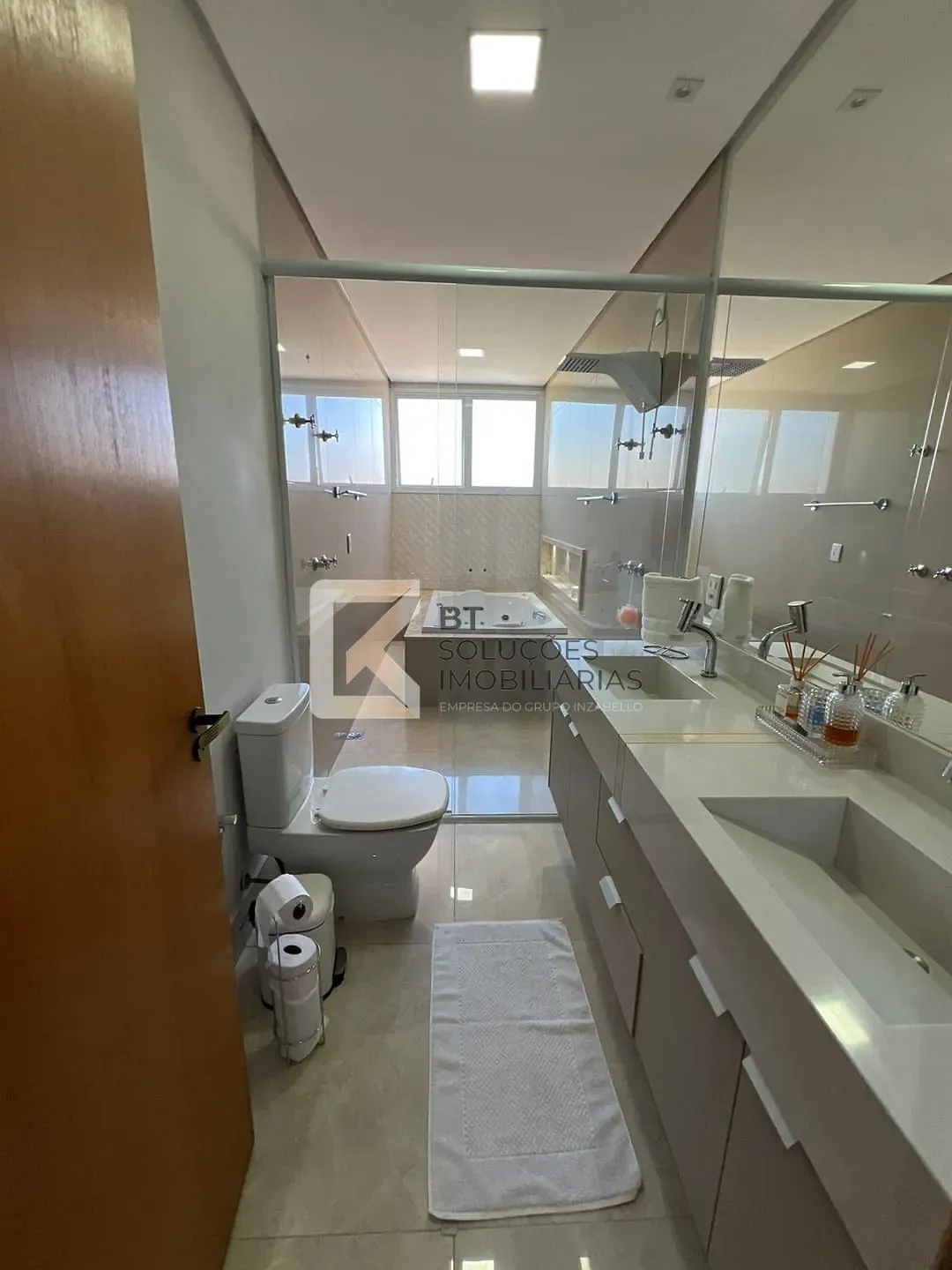 Casa, 4 quartos, 305 m² - Foto 39