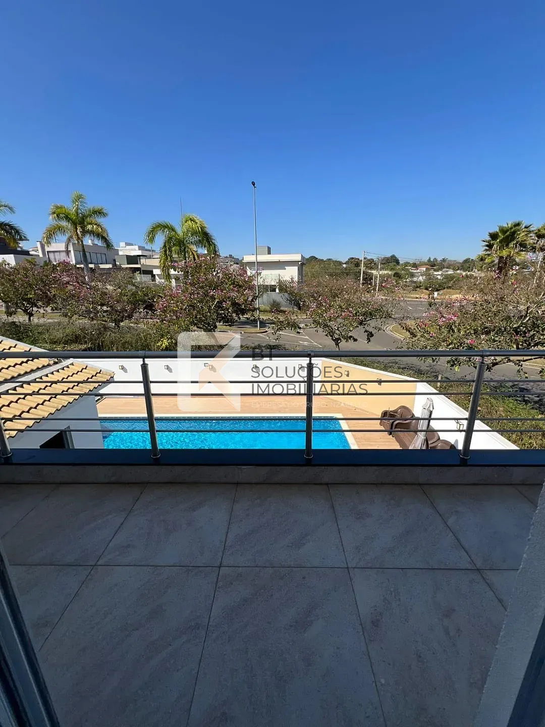 Casa, 4 quartos, 305 m² - Foto 3