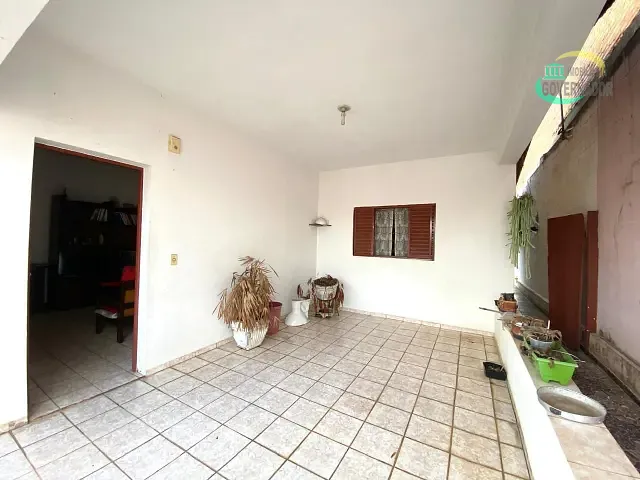 Casa com 250m² 2 quartos e 1 banheiro, à venda, no bairro Jardim Cristina em Campinas