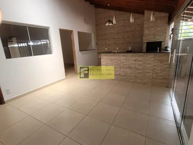 Casa 2 quartos e 2 banheiros, para alugar, no bairro Jardim Nazareth em São José do Rio Preto