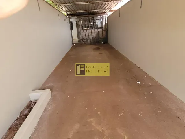 Casa 2 quartos e 2 banheiros, para alugar, no bairro Jardim Nazareth em São José do Rio Preto