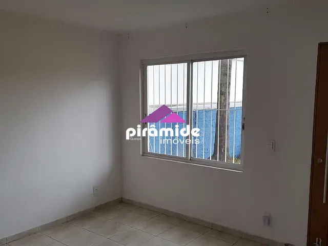 Casa com 234m² 3 quartos e 1 banheiro, à venda ou para alugar, no bairro Jardim Satélite em São José dos Campos