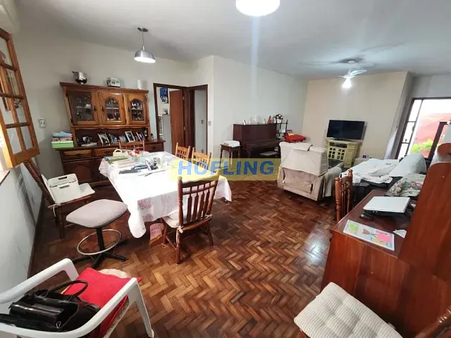 Casa com 312m² 5 quartos e 6 banheiros, à venda, no bairro Vila Santo Antônio em Rio Claro