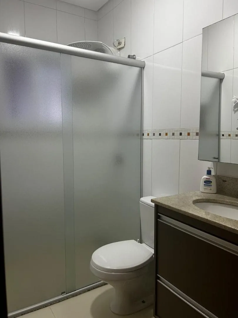 Casa, 4 quartos, 240 m² - Foto 4