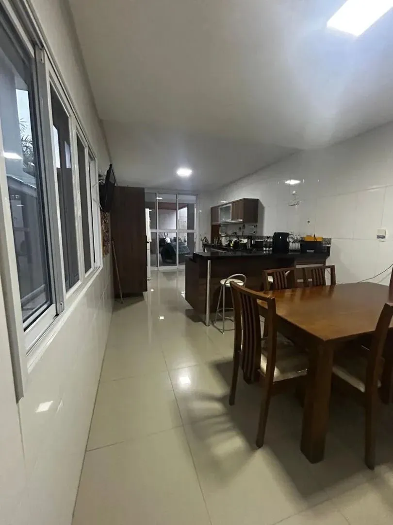 Casa, 4 quartos, 240 m² - Foto 5