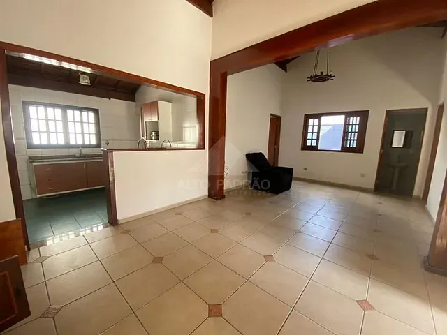 Casa com 500m² 4 quartos e 4 banheiros, à venda, no bairro Vila Bocaina em Mauá