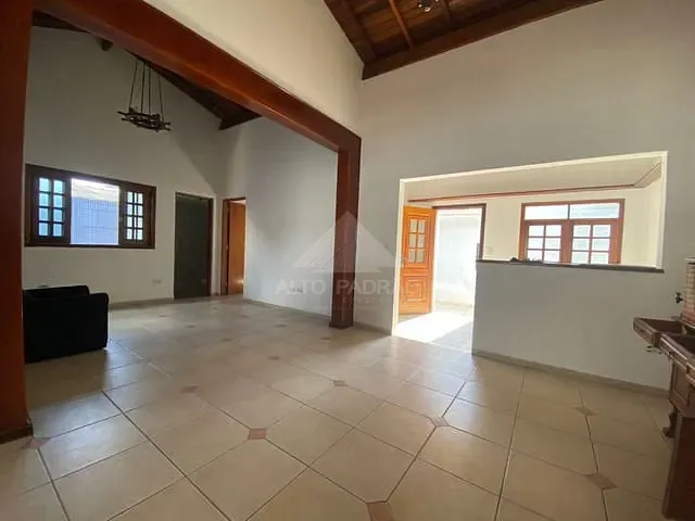 Casa com 500m² 4 quartos e 4 banheiros, à venda, no bairro Vila Bocaina em Mauá