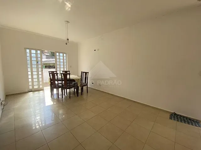 Casa com 500m² 4 quartos e 4 banheiros, à venda, no bairro Vila Bocaina em Mauá