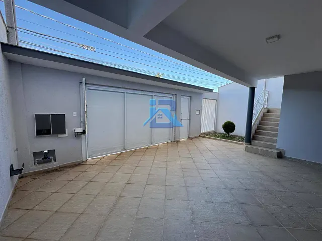 Casa 3 quartos e 2 banheiros, à venda ou para alugar, no bairro Giardino D' Itália em Itatiba