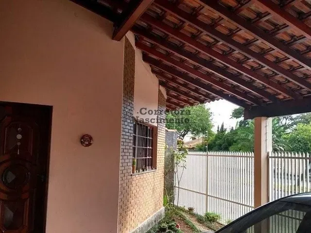 Casa com 250m² 3 quartos e 2 banheiros, à venda, no bairro Cidade Jardim em Jacareí