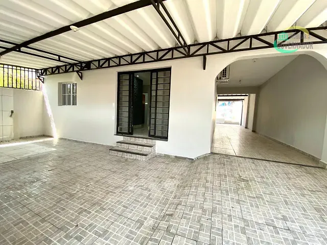Casa com 300m² 3 quartos e 1 banheiro, à venda, no bairro Parque Dom Pedro II em Campinas