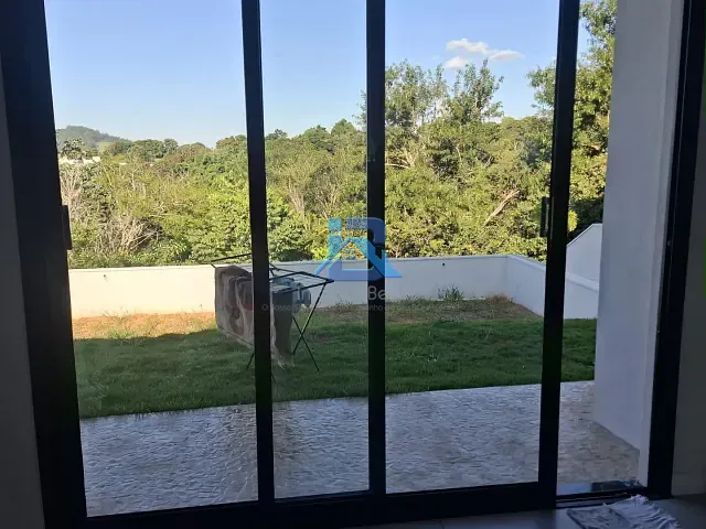 Casa 3 quartos e 2 banheiros, para alugar, no bairro Residencial Fazenda Santa Rosa - Fase 1 em Itatiba