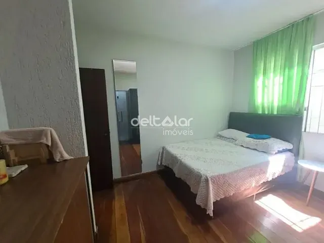 Casa com 110m² 3 quartos e 2 banheiros, à venda, no bairro Santa Amélia em Belo Horizonte
