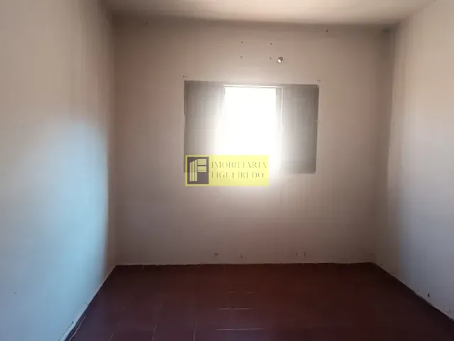 Casa 2 quartos e 1 banheiro, para alugar, no bairro Jardim Urano em São José do Rio Preto