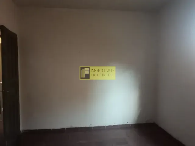 Casa 2 quartos e 1 banheiro, para alugar, no bairro Jardim Urano em São José do Rio Preto