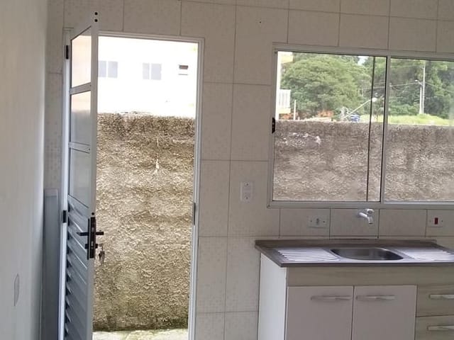 Casa com 75m² 2 quartos e 2 banheiros, à venda, no bairro Jardim Ponta-Porã (Mailasqui) em São Roque