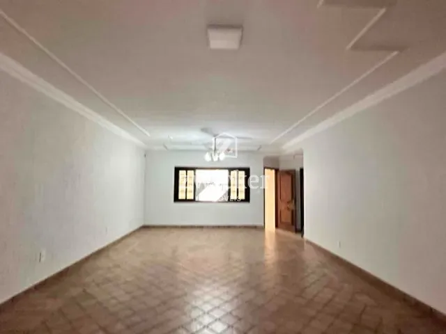 Casa com 197m² 3 quartos e 2 banheiros, à venda, no bairro Parque Jardim Europa em Bauru