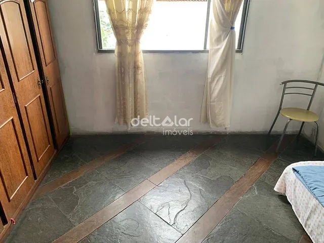 Casa com 360m² 4 quartos e 3 banheiros, à venda, no bairro Santa Amélia em Belo Horizonte