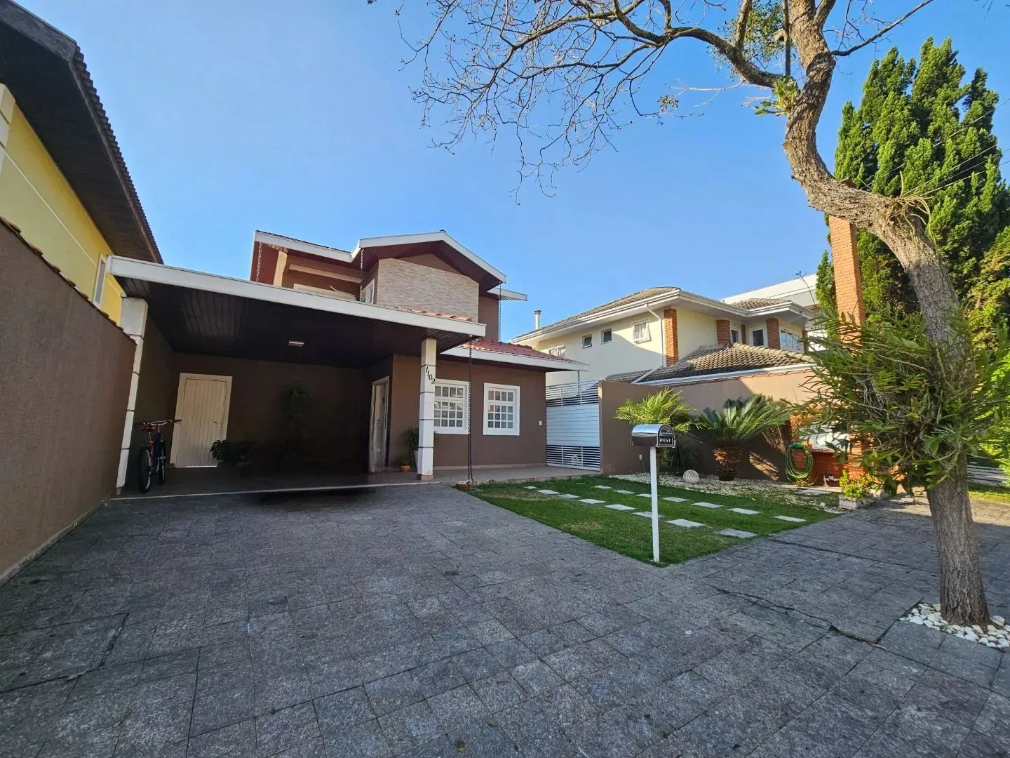 Casa, 4 quartos, 200 m² - Foto 1