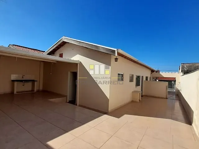 Casa com 250m² 3 quartos e 2 banheiros, à venda, no bairro Parque João de Vasconcelos em Sumaré