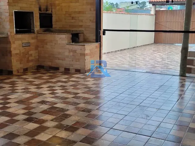 Casa com 250m² 4 quartos e 2 banheiros, à venda, no bairro Jardim Palladino em Itatiba