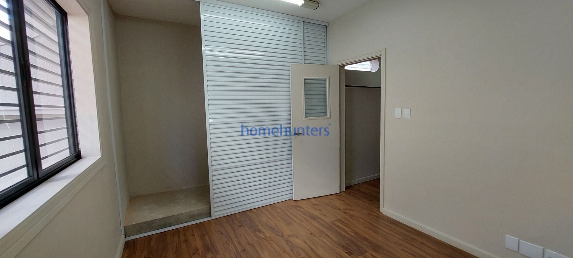 Casa para alugar com 1 quarto, 478m² - Foto 23