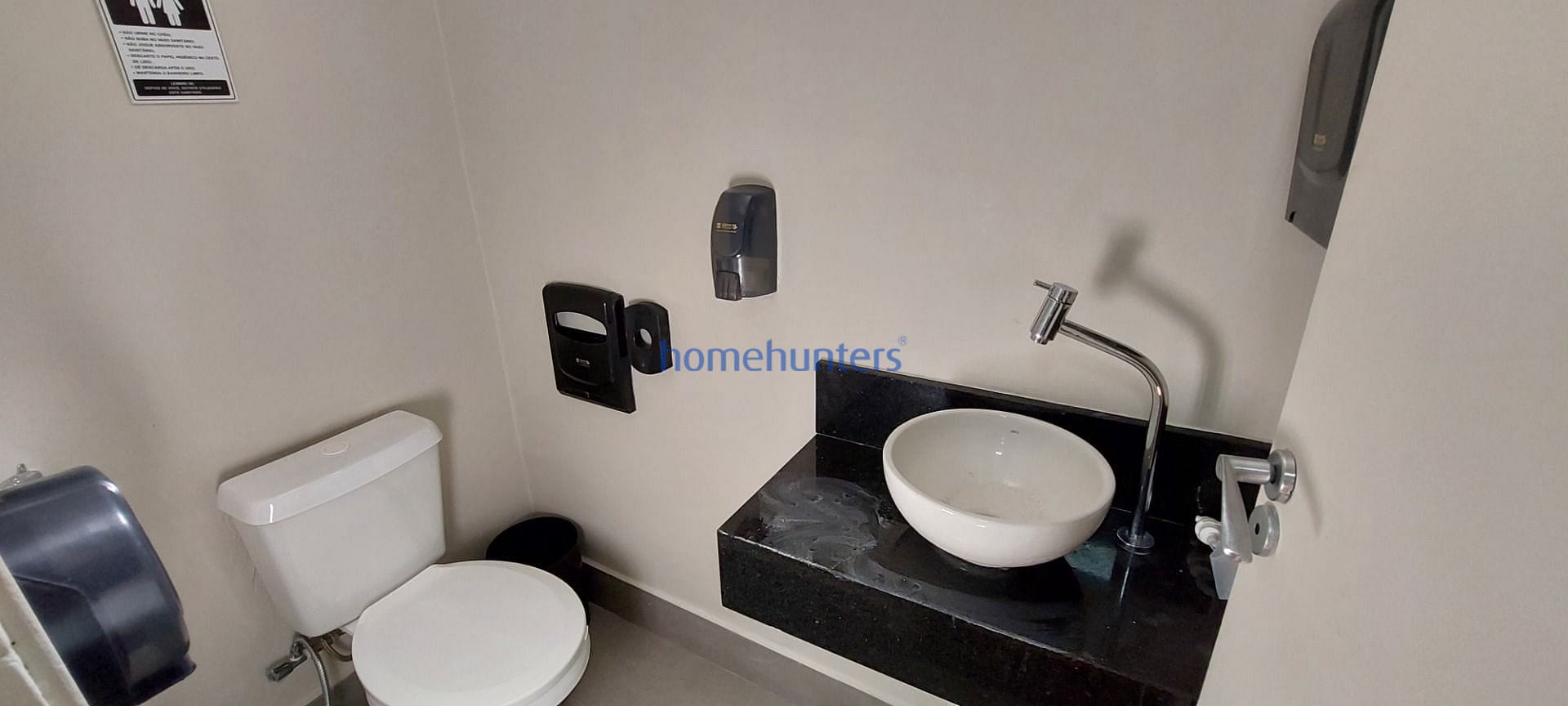 Casa para alugar com 1 quarto, 478m² - Foto 11