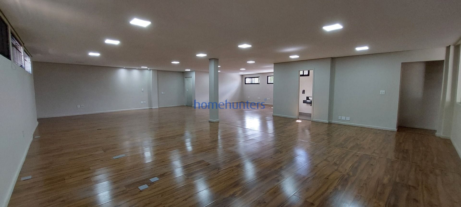 Casa para alugar com 1 quarto, 478m² - Foto 10