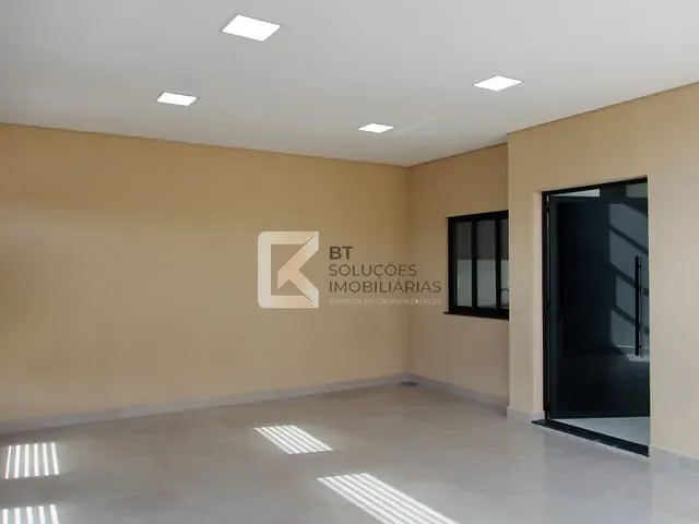 Casa com 150m² 3 quartos e 2 banheiros, à venda, no bairro Parque Residencial Sabiás em Indaiatuba