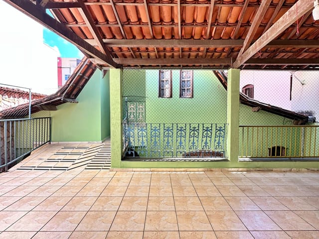 Foto do Casa - Casa para locação com 3 quartos (1 suíte) 4 vagas e área gourmet, Sagrada Família, Belo Horizonte, MG | Deltalar Imóveis