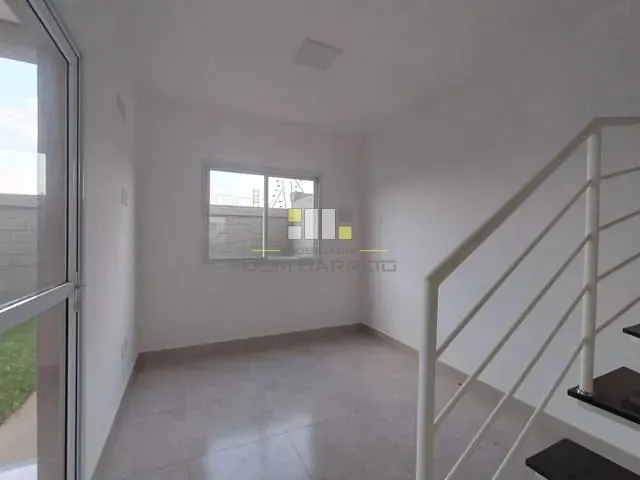 Casa 3 quartos e 1 banheiro, à venda, no bairro Jardim Santa Rosa em Nova Odessa