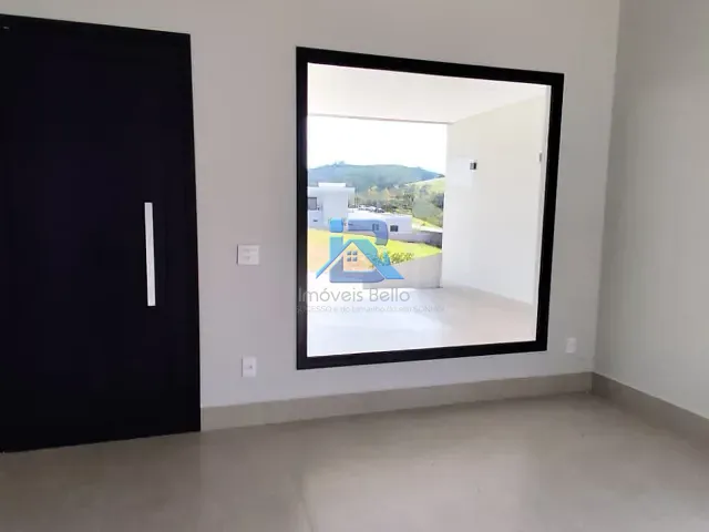 Casa com 380m² 3 quartos e 3 banheiros, para alugar, no bairro Bairro Itapema em Itatiba